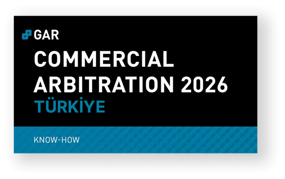 Texto em fundo preto e azul que anuncia “Commercial Arbitration 2026 T rkiye" com o subt tulo "Know-How". Yapay zeka taraf ndan olu turulan a  klama